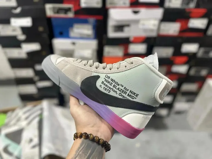 Off-White Blazer Mid Sneakers product photo