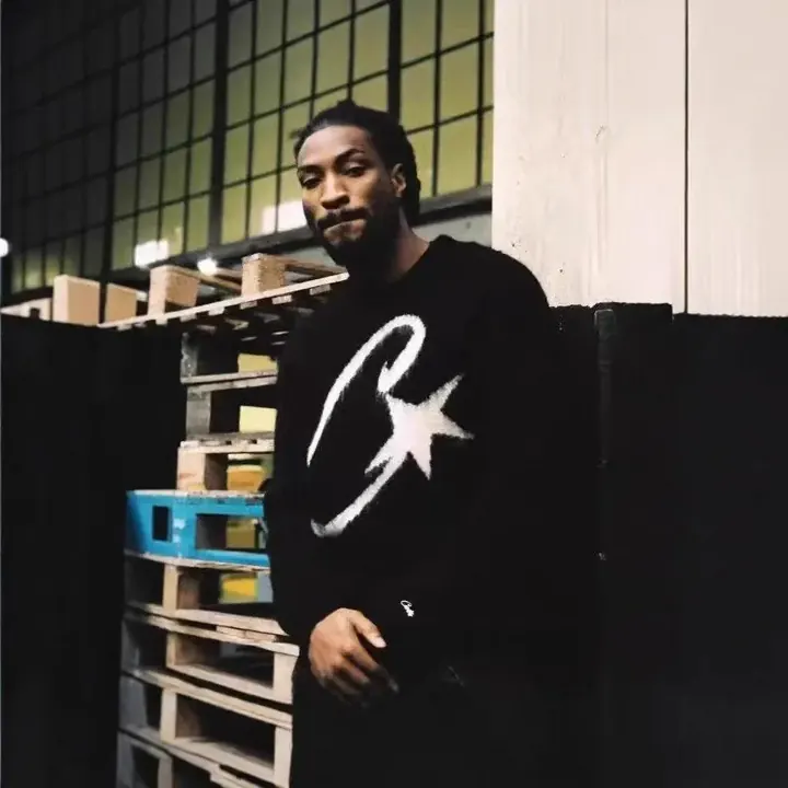 Off-White Star Logo Sweater product photo