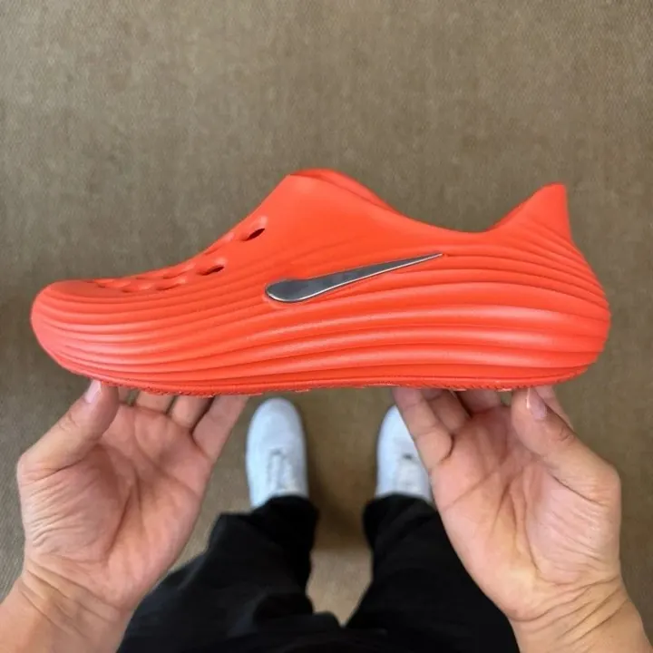 Nike Foam Runner Sandals product photo